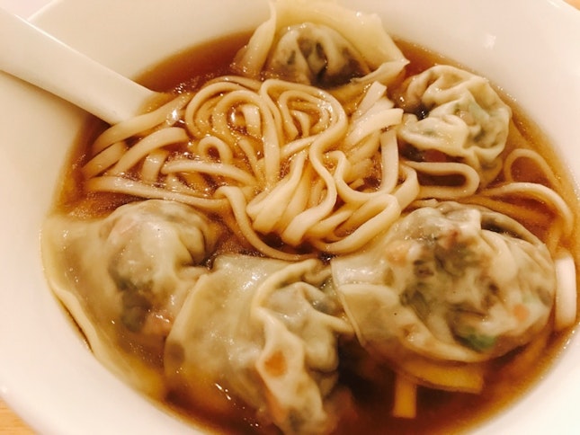 Dumpling Noodles Soup With Organic Noodles