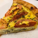 Mushroom And Tomatoes Quiche