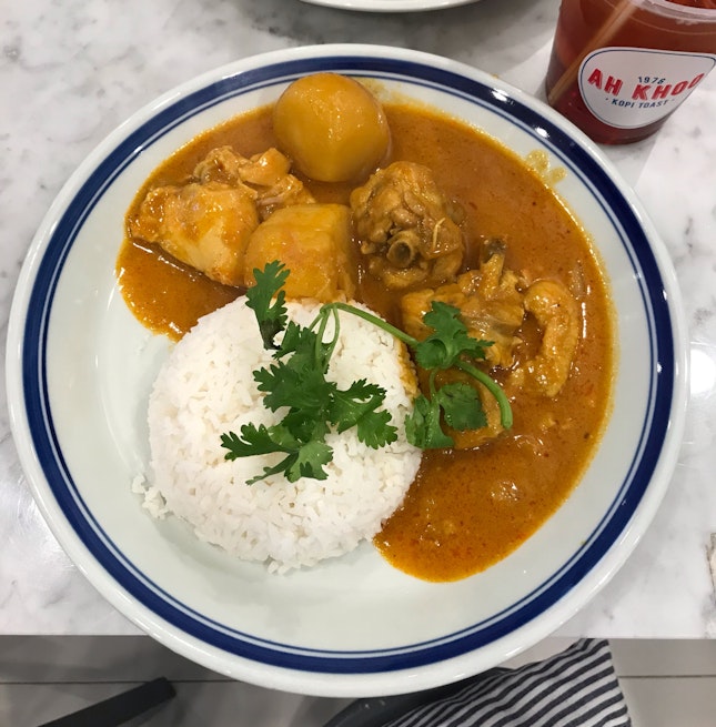 Chicken Curry w/ Rice
