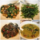 Tofu with basil for the vegetarian, morning glory, beef with basil and green curry.
