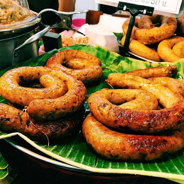 Sai ua (northern Thai sausage).