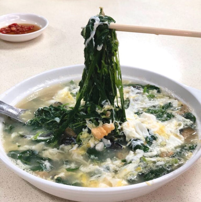 Egg Trio Soup With Spinach / Let sit until the whites have ...