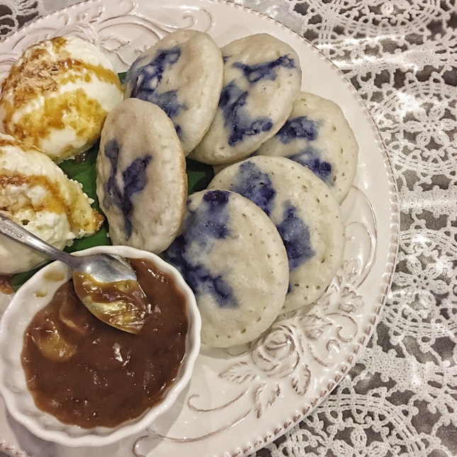 A Must-Eat Peranakan Pancake @ Straits Affair