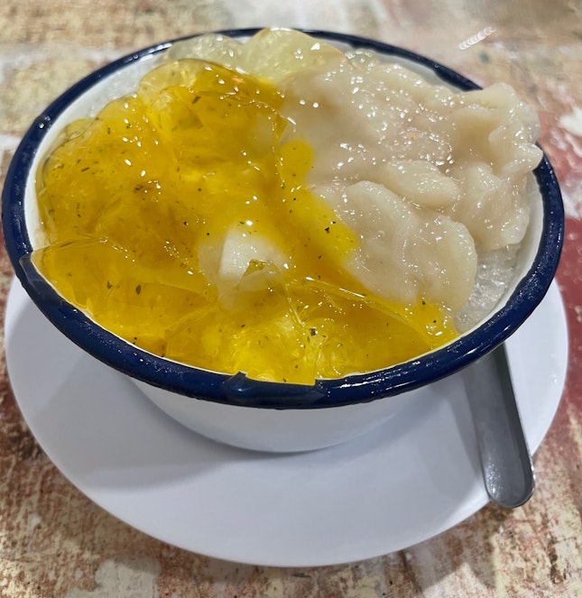 Ice Jelly with Soursop and Passionfruit $4.50