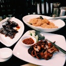 Chinese food day 2 🐷🐽 #brunch #sapijepang #cumibakar #udanggandum #etc #nodiet #enakno #pemaksaan