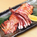[Nobiro Japanese Restaurant] - The Surume Ika Maruyaki ($15) or grilled squid is the one dish that I could help going back for more.