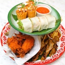 [Colonial Club] - Colonial Platter ($18.90) which comes with kueh pie tee, satay, inche kabin (nyonya fried chicken) and popiah.