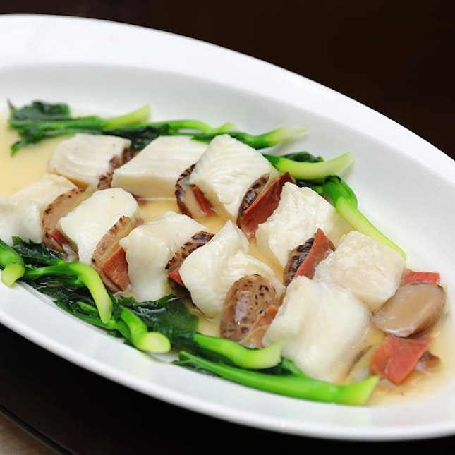 [Jiang Nan Chun] - Steamed Cod Fillet with Sliced Yunnan Ham and Mushrooms.
