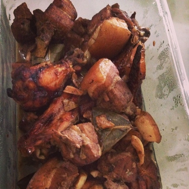 Roasted chicken and pork adobo how's that for a #latelunch cooked by my loving husband ❤️ #happywife #happytummy #foodie