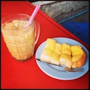 17 baht Thai breakfast with Thai milk tea and bread #burpple #bangkokalleys