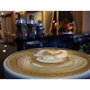 #caffelatte #latte #latteart #cappuccino #cappuccinoart #hotchoco #coffeeart #coffee #caffemocha #mocha #espresso #barista #cafe #coffeeshop #cuppa #baristajamapp @baristajamapp #tulip #rosetta #heart #ballerina #freepour #specialtycoffee #iphonephotography