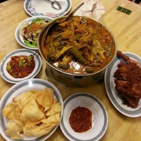 Restoran E&O Kari Kepala Ikan | Burpple - 2 Reviews ...