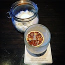 Tea break 😉 lemon tea 🍋 lol 😂😂😂 #absolutevodka #cocktail #elderflower #vodka #thecufflinkclub #thecufflinkclubsg #happyhour .